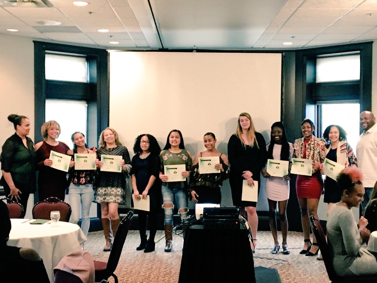 CoachBAMetcalf's tweet photo. PCGBB 2018 Banquet: Tonight we celebrated our student-athletes Gifts on the Court and in the classrooms! #TOGETHER #PCPiratePride #TraditionTBC https://t.co/YdoSiN4PhG