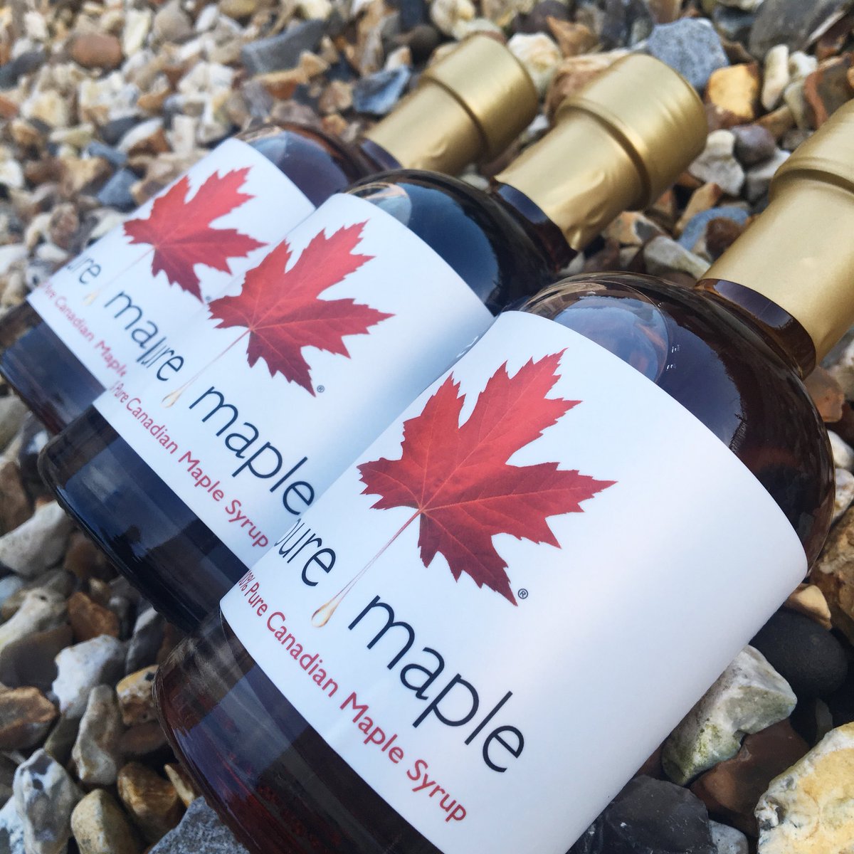 PureMaplers's tweet photo. 🍁It’s #giveaway time!🍁 We’re back with another #MapleMonday giveaway!🙌🏼

For a chance to win a FREE bottle of our delicious maple syrup!

To enter: RETWEET and TAG a fellow maple syrup lover. Ends midnight Tuesday 20th March. Open worldwide! 

Good luck!🤞🏼#competition #win https://t.co/dOZ2yxoBah