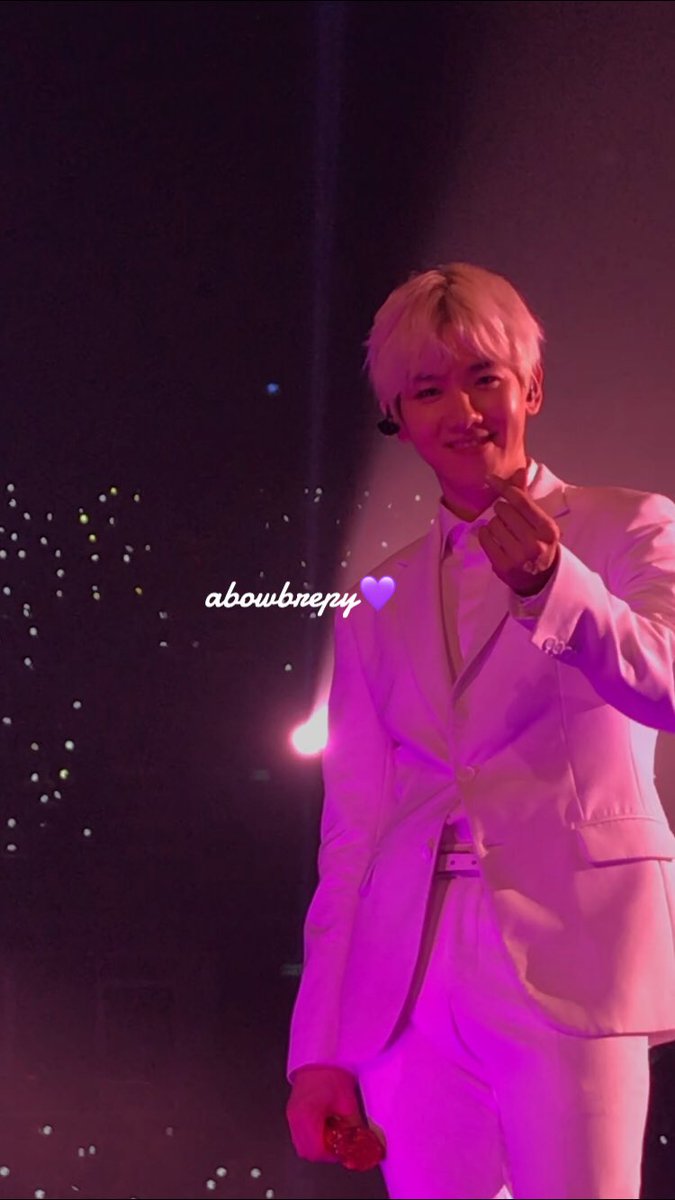 abowbrepy's tweet photo. best of the #ElyXiOninBKK 
true love from #BAEKHYUN to me >< https://t.co/nqDpOHR0cY