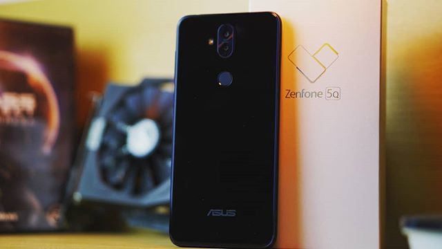 hungrygeeksph's tweet photo. ASUS goes quad cameras with the 5Q. https://t.co/zwDzB8q6yx