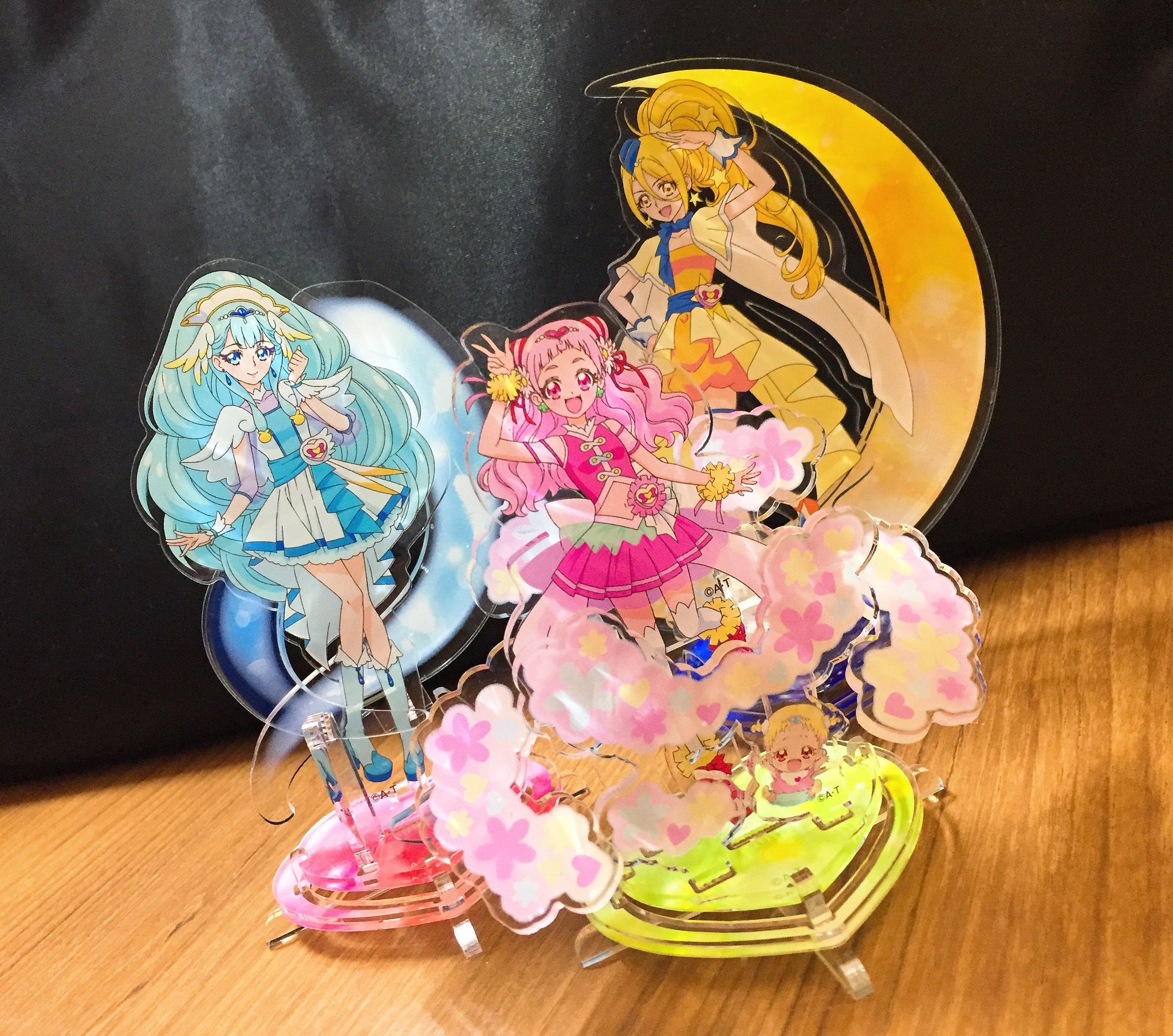 プリキュア20周年　全プリキュア展　アクリルスタンド HUGっとプリキュア プリキュア20周年 全プリキュア展 アクリルスタンド HUGっと