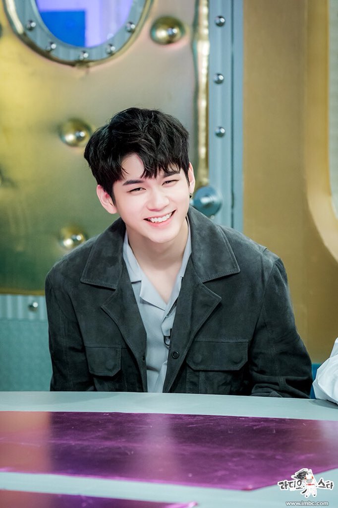 ONGSEONGWU_TH's tweet photo. [📷]☁️🎪 ภาพคุณองระหว่างการถ่ายทำรายการ Radio Star ค่ะ✨💛 (1)
🔗https://t.co/qpSkC1sUku
#WANNAONE
#옹성우
#워너원 https://t.co/48bCB1oQKL