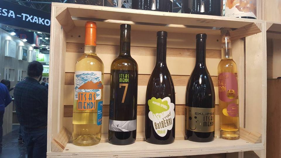 Alguien se puede resistir a tanta #diversidad y calidad? #Prowein en Düsseldorf pondrá nota a nuestro trabajo anual durante estos días!! #txakoli