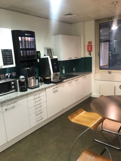 HartleyCServLtd's tweet photo. #flooring #decorating #onestopshop #propertymaintainace #decoration #internal #decorate #maintenance #nationwide #FamilyBusiness #callus #sitevisit #quote #installation #bespoke #design #35yearsexperience #hartleyservices https://t.co/eDa5gaYXqk