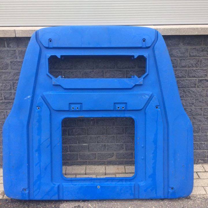 bruyntrac's tweet photo. Dak New Holland TL-serie #newholland #bruyntracparts #bruyntrac https://t.co/Uzmd5nmLC7 https://t.co/RU5msju57P