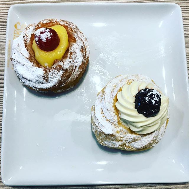 leonardoleiva's tweet photo. Auguri a tutti i papà 😊🎉
.
.
.
#zeppole #colazione #zeppoledisangiuseppe #festadelpapà #colazioneitaliana #sangiuseppe #breakfast #colazione_italia #colazionetime #dolci #19marzo #buongiorno #monday #tradizioni #auguripapà #passionecolazione #pasticceria #papà #crema #cremap… https://t.co/w3oRGhteUb