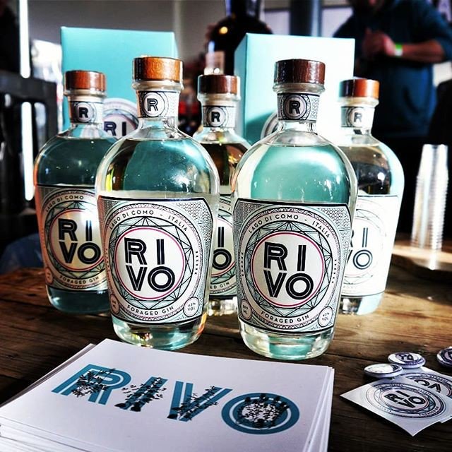 OnTheSauceAgain's tweet photo. Have you tried #RivoGin from Lake Como? The botanicals are handpicked in the meadows around the lake.

You can expect a wonderful and exciting combination of flavours. The #botanicals include salad burnet, lemon balm, winter savory, thyme, juniper, cardamom and more. 🍋🌱🌿
#Gin https://t.co/7Hdnv8egsy