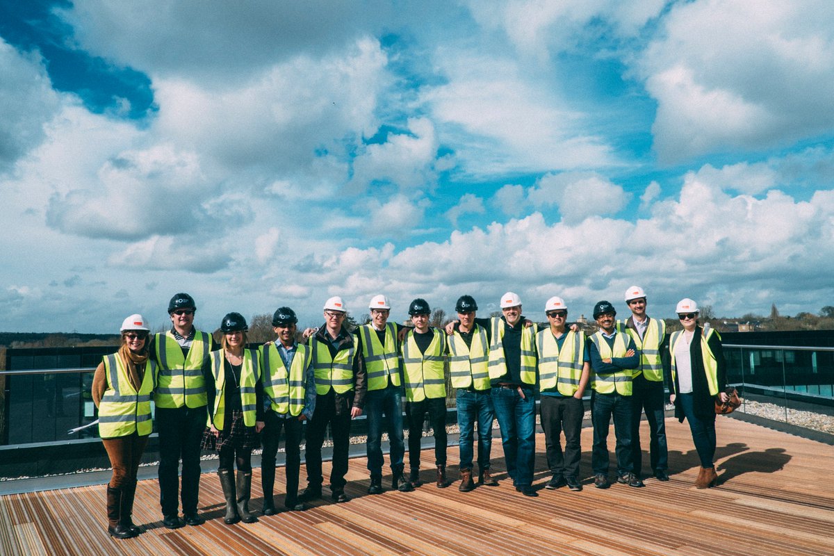 OxfordSciencePK's tweet photo. New occupier @Fuel_3D focused on 3D technologies, including tumour measurement. Great synergies with our other occupiers! https://t.co/k74xYyi80Q https://t.co/uWJZC6MstD