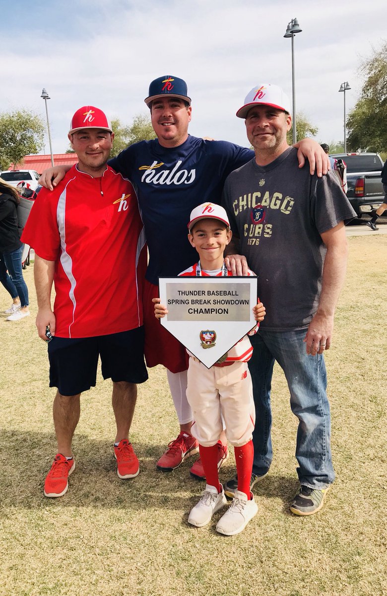 GinaMarie51480's tweet photo. This is the only kid I know who can get to third on a bunt! 😂 Congrats Liam! #HalosWay #HalosFamily @HalosBaseballAZ https://t.co/aTBwqoWHzf