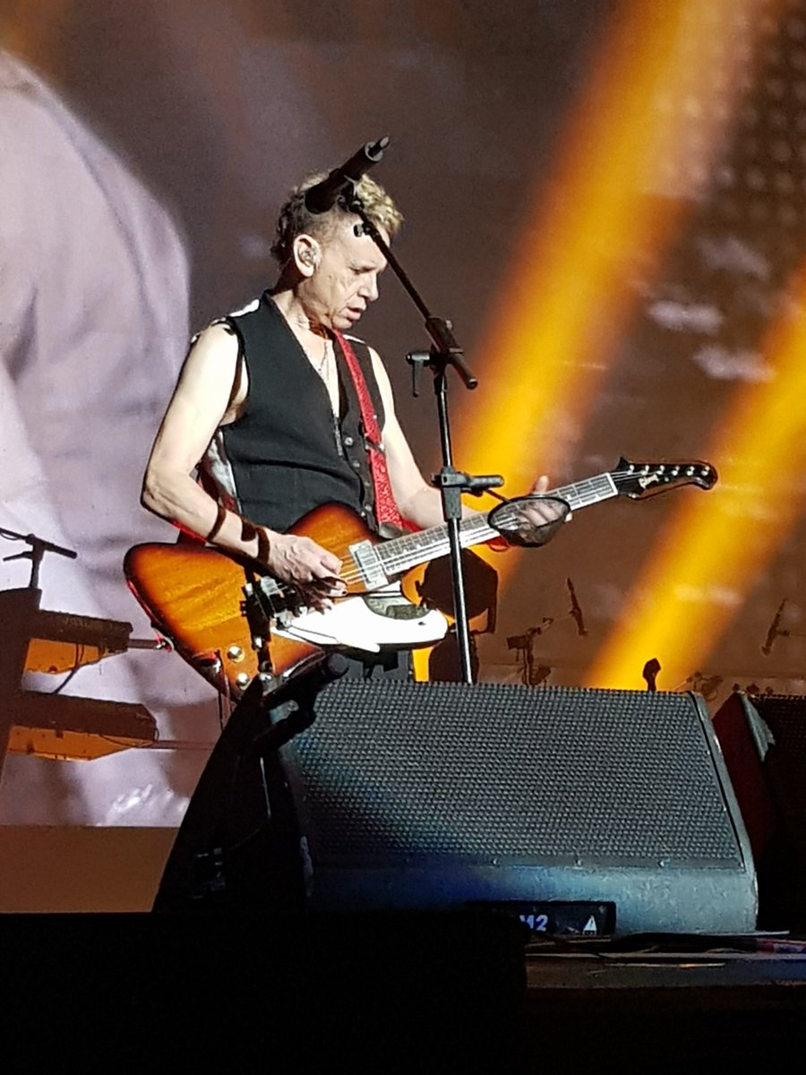 DMDevotion_Peru's tweet photo. Otra uña y el setlist de Martin se quedan en Lima 😍
Gracias Peter Gordeno ♥️
@DMDevotion_Peru @depechemode https://t.co/uF3cI4mXVi