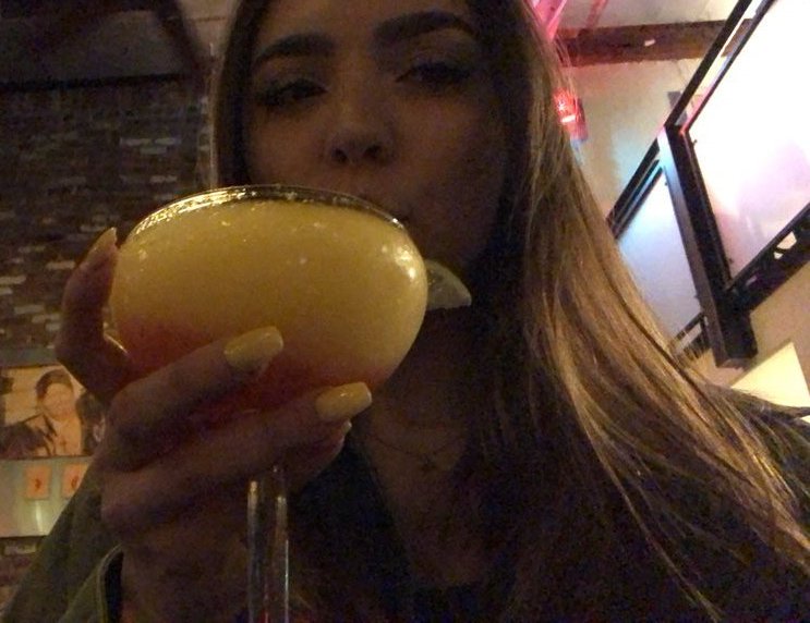Godessbecca1's tweet photo. Will be enjoying my drinks and doing shows all night. 

#kikme at goddessbecca1 or DM here to book a nude camshow or humiliation session. 

Sessions at just 40$ for 30mins live on skype or kik.

#findom #femdom #paypig #kik #skype #joi #sph #paypig

@RTPork @RTP1G @rtsucker https://t.co/FXvKi9yv8B