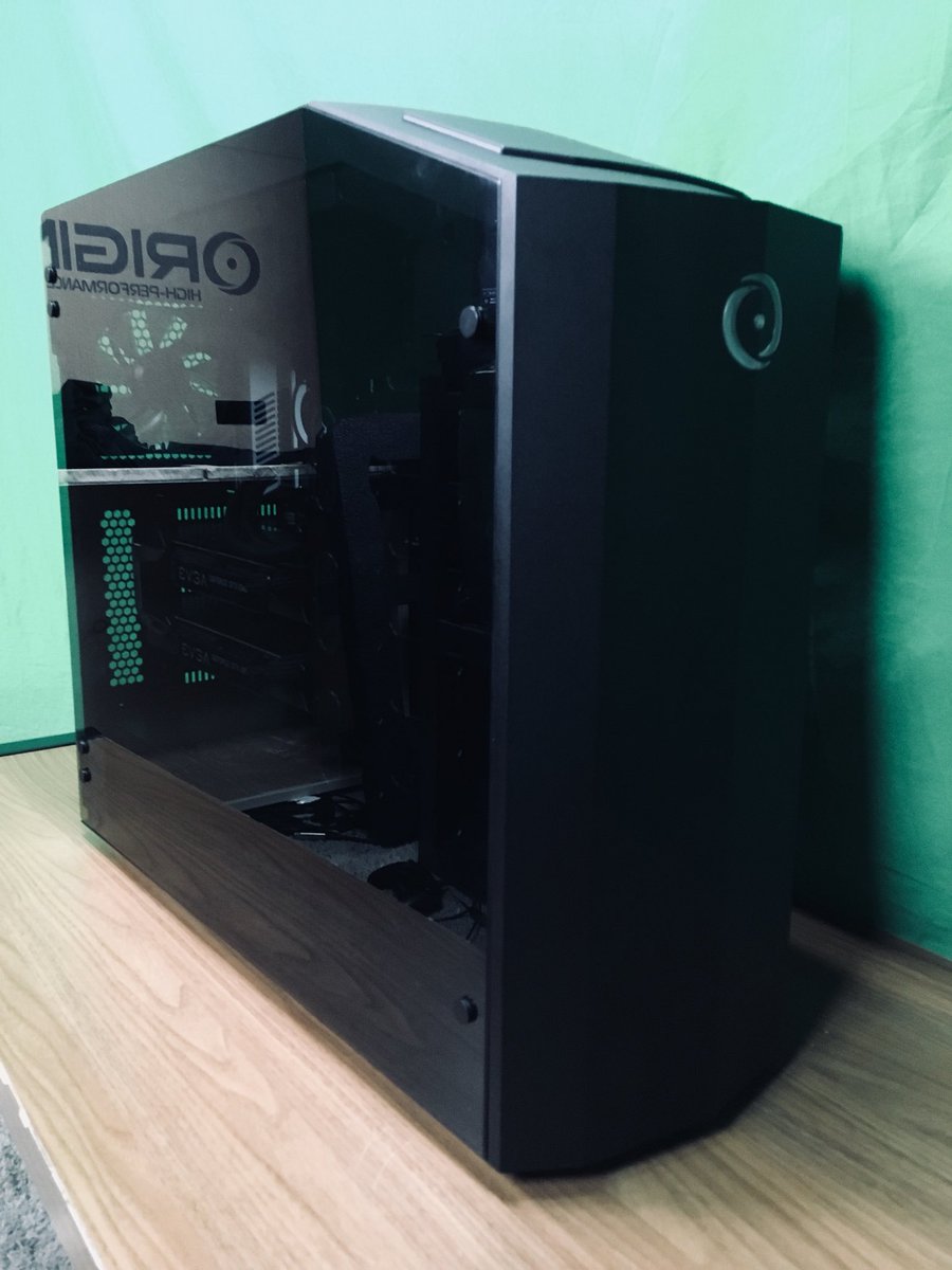 MANvsGAME's tweet photo. ORIGIN CRATE DEFEATED! 

Thank you everyone who stopped by for the unboxing stream and thank you @ORIGINPC for creating such a badass custom rig for me! Check that awesome pixel art etched into the glass! https://t.co/EF4RzQesga