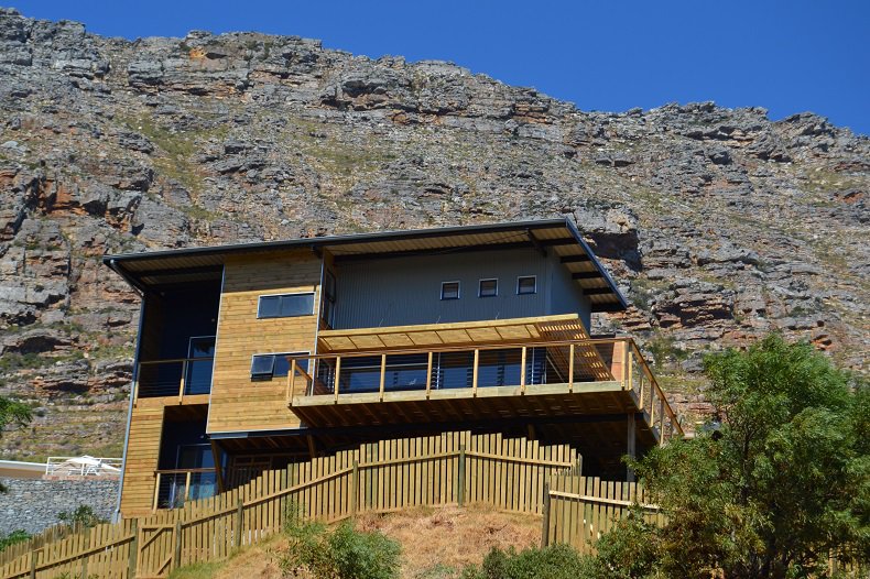 Timber_iQ's tweet photo. March 2018 #Contributor: @EcoLogHomesSA https://t.co/8yiI5rnw8d #TimberiQ #Timber https://t.co/HsT1B6pn6l