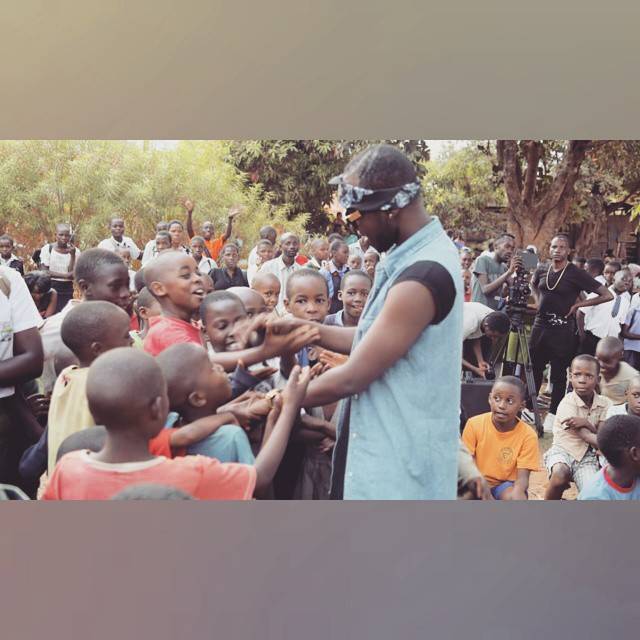 MuwawuJacky's tweet photo. #KCA #FavAfricanStarEddyKenzo @NickAfrica https://t.co/EhdjpsDDkA