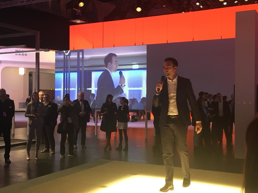 zumtobelgroup's tweet photo. Second day, first #keynote speech by our colleagues @DarioMaccheroni and @stephane_vasse on the topic of #IoT in museums #ZGliveLB #LB18 https://t.co/ZDLnhOWCra