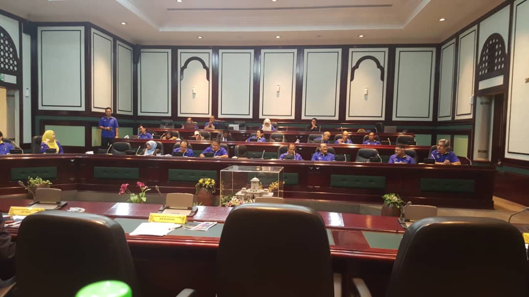 chemazlan's tweet photo. Mesyuarat Jurutera Awam Penguasa (Jalan) di Bangunan Sultan Ibrahim, Johor Bharu, Johor https://t.co/f7c5gVpJkY