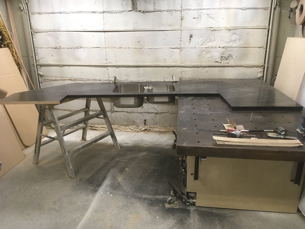 dalton_djs1968's tweet photo. One Karran undermount laminate countertop. Turn out niceπ
#karransink
#customcountertop
#customcabinetry
#Kelowna https://t.co/oMbku2VgbI