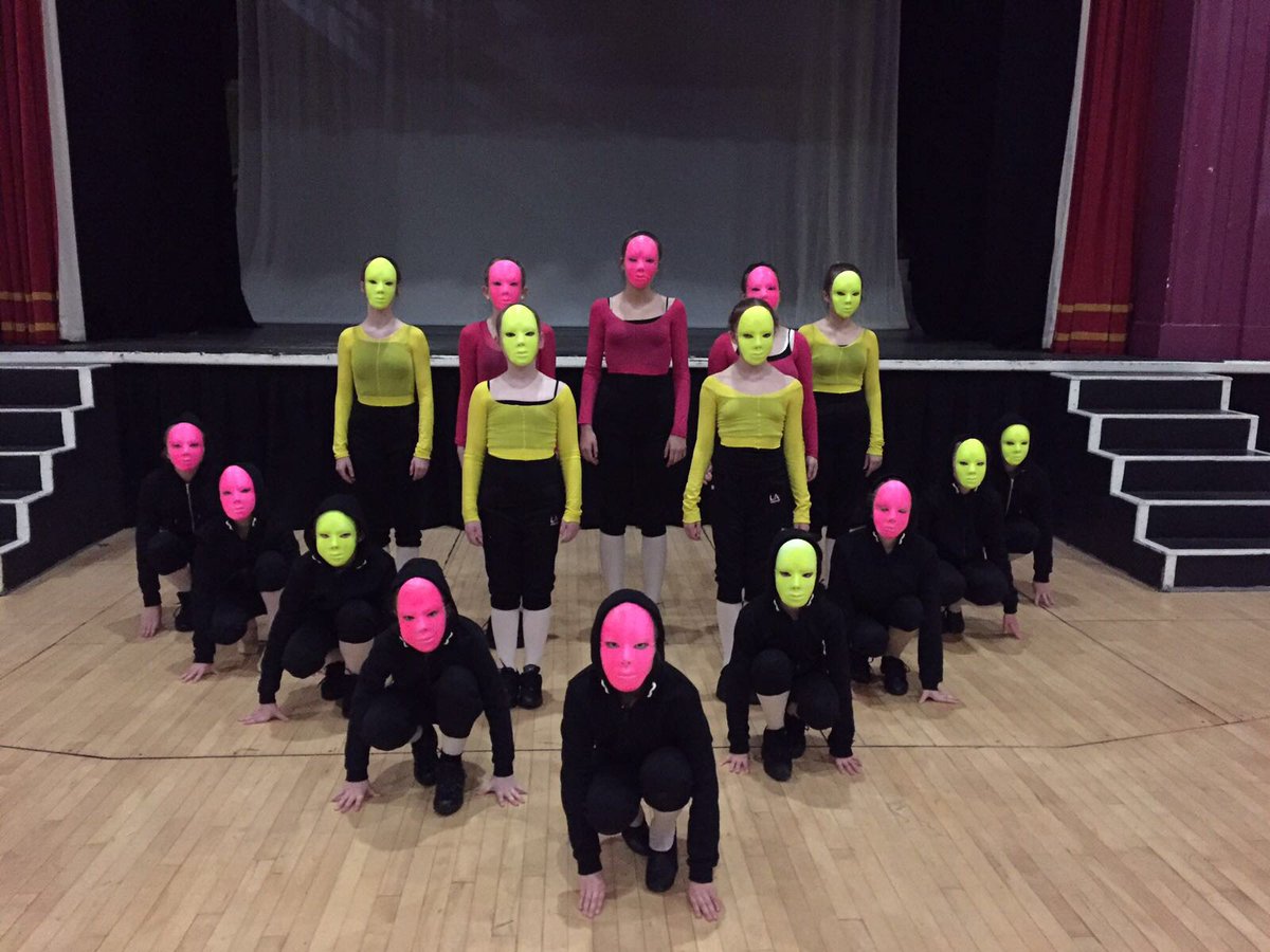PrimaBalletPA's tweet photo. 🌟 NEW Dance Classes in #Stanley at the #AlunArmstrong Theatre 🌟 ( Civic Hall Stanley ) find out more #NEFollowers https://t.co/CNwZcbF2OL https://t.co/aXMtHp94HD