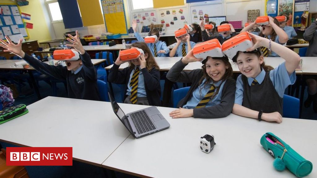 1virtualworld's tweet photo. Congrats to East Renfrewshire for being the first local authority in Scotland to outfit all 30 of their schools with standalone wireless headsets. Hats off to them for wanting to create more immersive and engaging learning experiences for school children. https://t.co/2RWg2aKLEb https://t.co/TjDe3wE0Yi