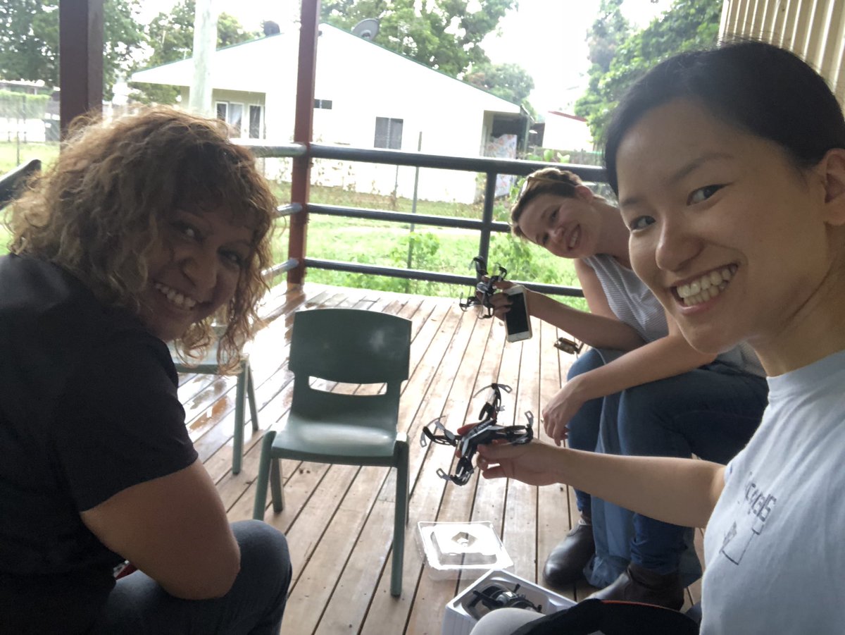 maritacheng's tweet image. Programming robots, flying drones and experiencing VR at the Indigenous Knowledge Centre in Aurukun! The kids had so much fun experiencing the magic of tech! #HotDesQ #advanceqld #startupstate #STEMIAM @where_is_anna @enviziongroup #aurukun @dhiveau