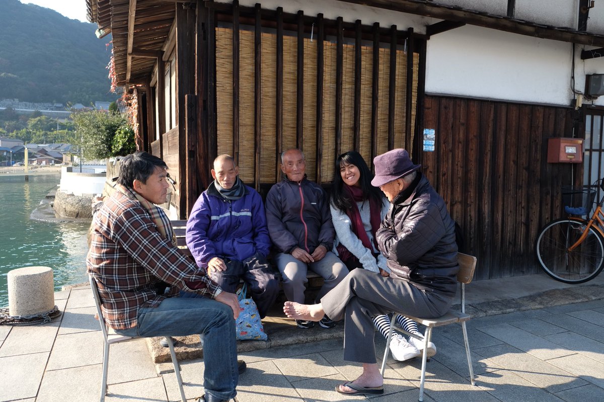 kadekarini's tweet photo. Kalau suka dengan Suasana Jepang tempo dulu, ada alternatif lain selain ke Gion atau Hirasiyama, yaitu Tomonoura Village #jntoid #ayokejepang2017 #visitjapan #autumninjapan https://t.co/BA3mXQheyf