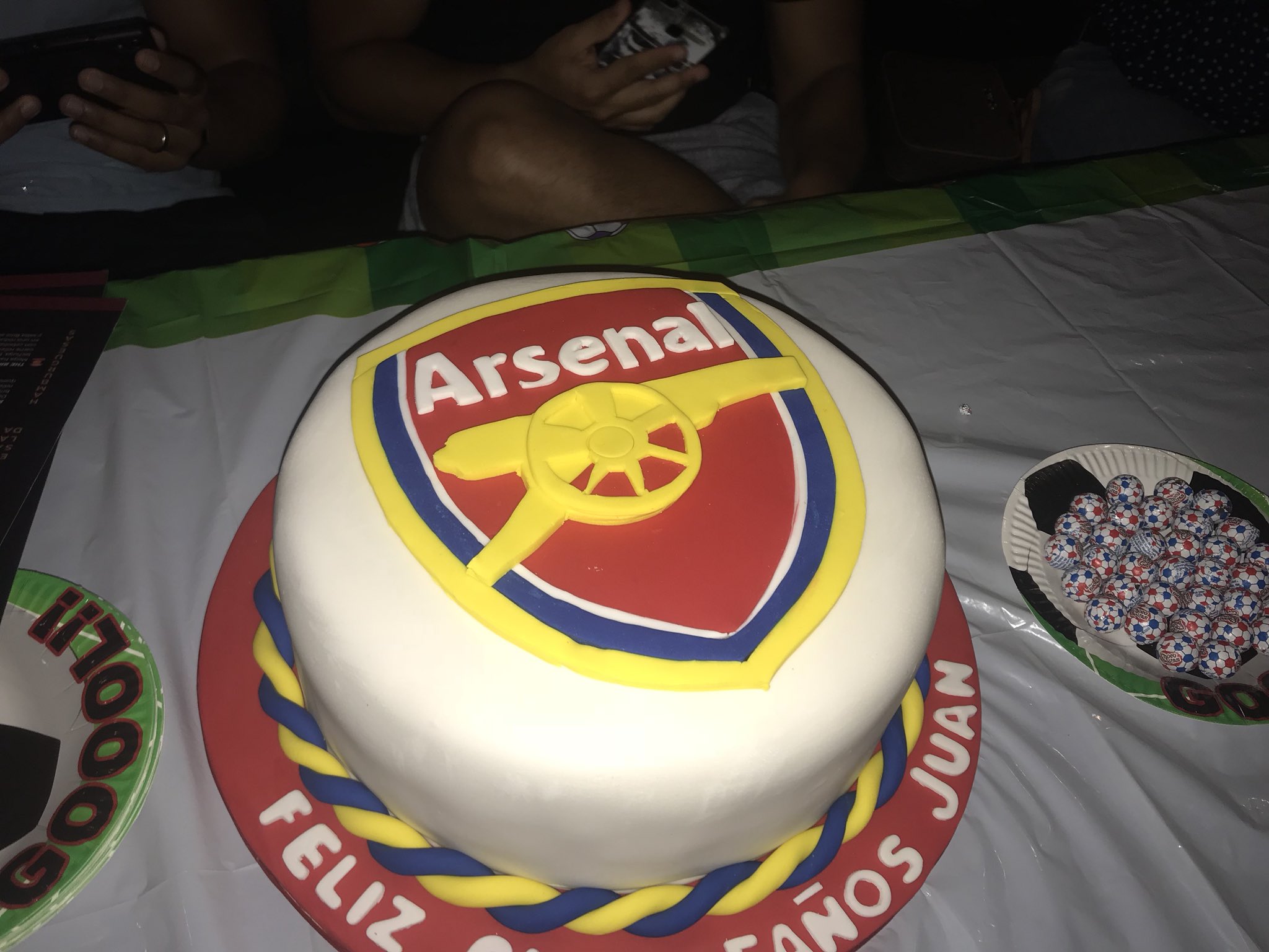 Happy birthday to one of our promising player HECTOR BELLERIN! This really is his season. 