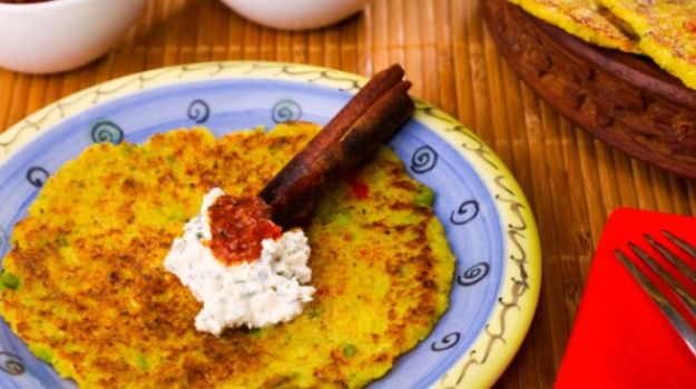 NDTVFood's tweet photo. 6 #Interesting Ways to Cook With India's #Favourite Staple- #Moong ki #Dal! #MondayMotivation 
https://t.co/rnJm9gfzsc https://t.co/ePZWgqceBG
