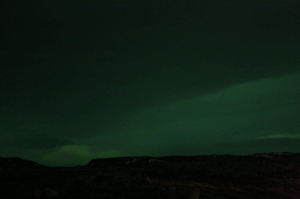 SaundersY12's tweet photo. A couple of my own pics of the Aurora Borealis while being #merceractive in Iceland 🇮🇸 this weekend. #greatexperience #timeawayfromwork #mercertravels #bucketlisttick ✅ @lifeatmercer https://t.co/xCDAC9TA46