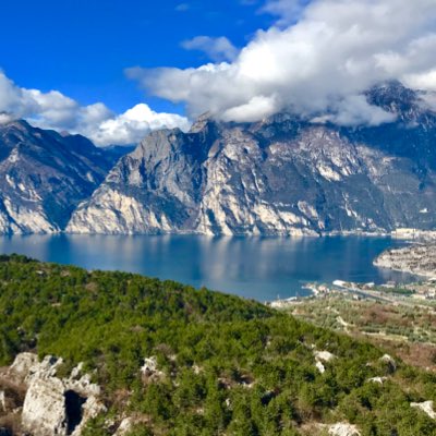 jmk_climbing's tweet photo. #lakegarda #lagodigarda #climbing #arco #NewProfilePic https://t.co/0qqT5Rivjs