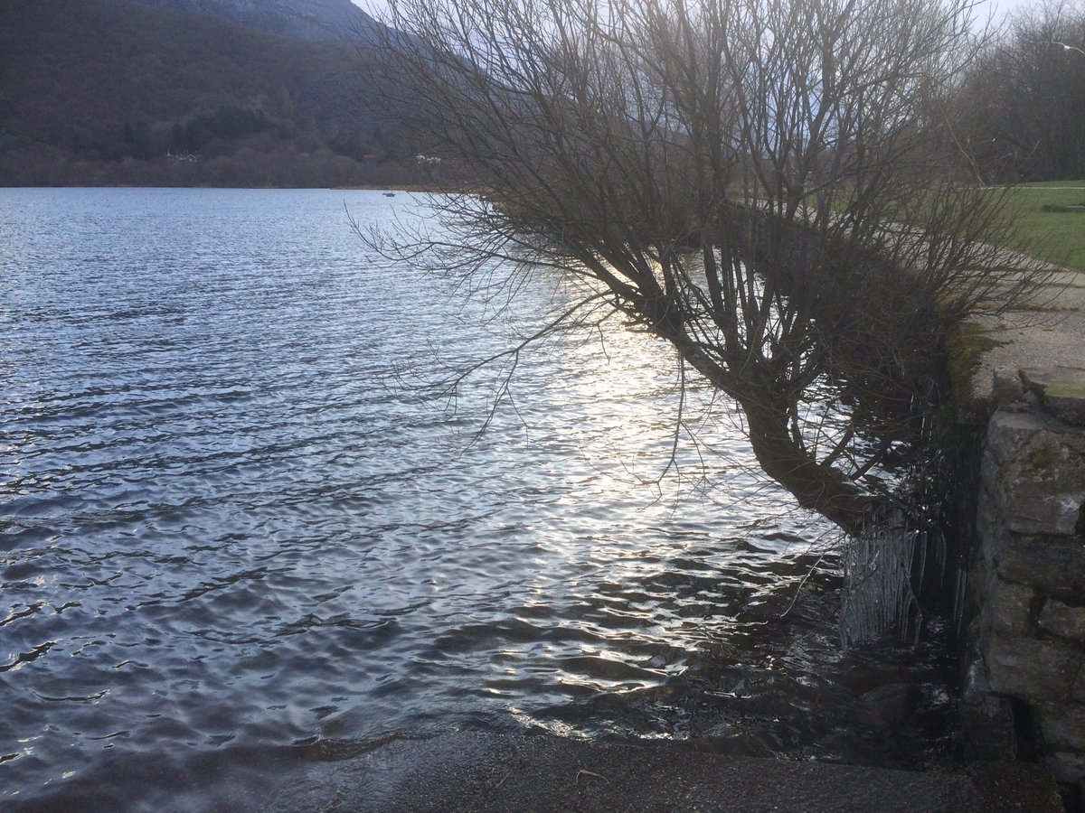 C_Dearden's tweet image. Cold in Snowdonia this morning.  We're live in Llanberis @BBCRadioWales later talking about plans to protect and promote Snowdon