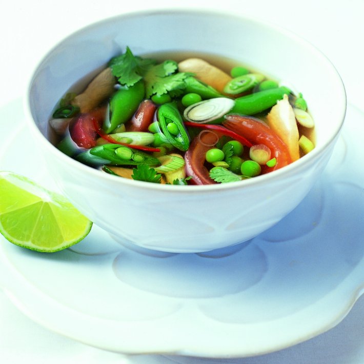 Monday's #recipeoftheday is taken from the Delia Collection: Soup - Hot and Sour Thai Chicken Broth ow.ly/3mJa30iZ1Yc  <a href="/sarahbonviveur/">sarah randell</a> #soup #recipes #chicken