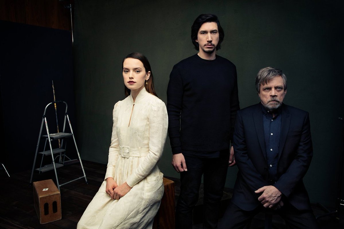 TatooineSons's tweet photo. Should JJ Abrams redeem Kylo Ren, and give #Reylo fans what they're longing for? https://t.co/CWVPmdCA9L
