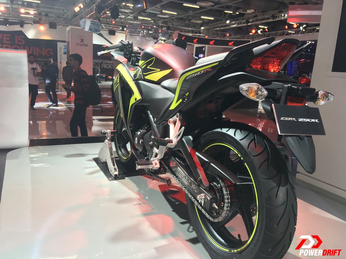 Powerdrift 18 Honda Cbr250r With Led Headlamp And Revised Graphics Launched For Inr 1 63 Lakh For The Standard Version And Inr 1 93 Lakh For The Abs Equipped Version Both Prices