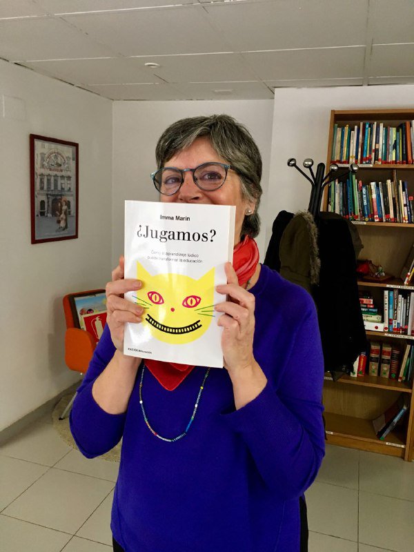 immamarin's tweet image. ¡Por fin! Mañana sale a la venta mi nuevo libro #JugamosPaidós y lo presento el 5 de abril en Barcelona. ¡Toda la información en mi blog! @Planetadelibros bit.ly/2pnlw5j 🎩😻