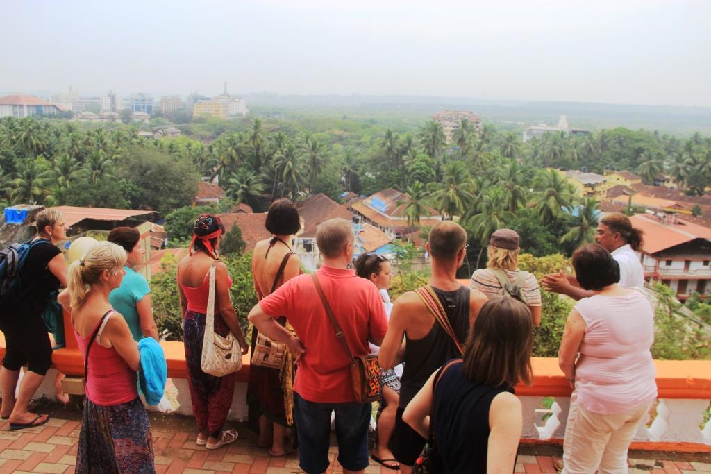mackthelocal's tweet photo. We also loafed around Fontainhas, Goa's Latin Quarters. #thelocalbeat #thelocalbeatgoa #localtours #handcrafted #gowherelocalsgo #villageloaf #pasoi #uncluttered #goa #wander #loaf #unwind #slowdown #livinglocal #localliving #liveauthentic #localpassions #localsightsandstories https://t.co/2Ji0lptIoD