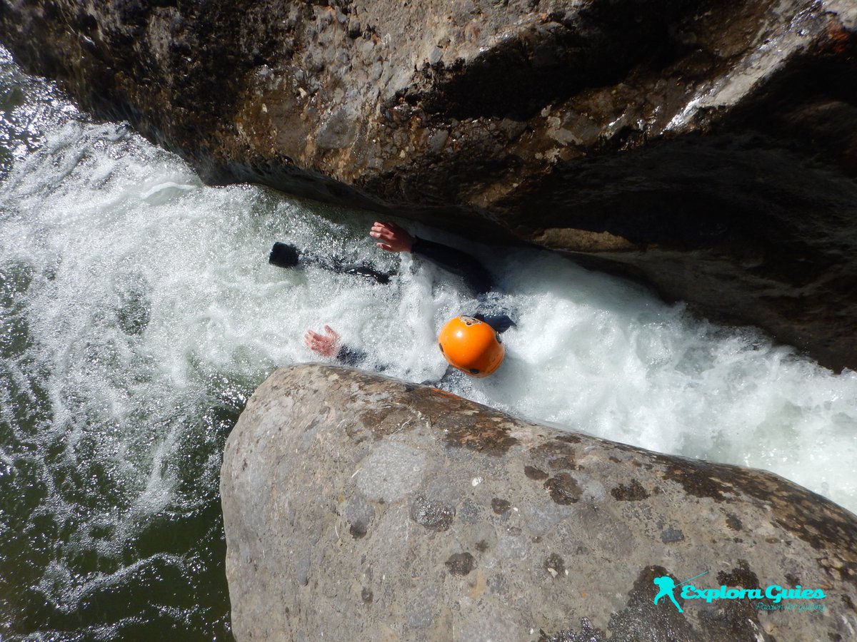 exploraguies's tweet photo. ...La força de l'aigua...#canyonlovers #pallarssobirà https://t.co/nTdOc2n3Se