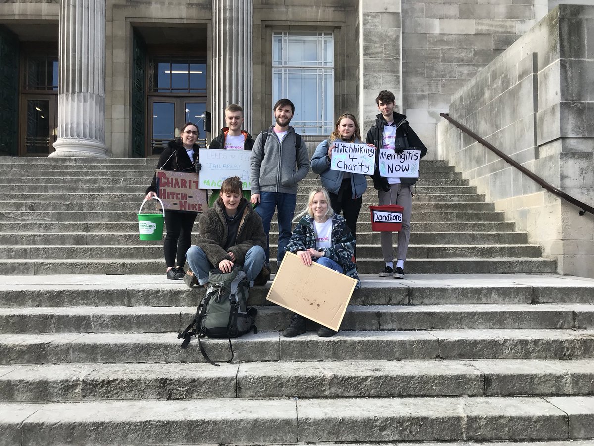 LeedsJailbreak's tweet photo. AND THEY ARE OFF, the start of the 36 hour adventure #leedsragjailbreak https://t.co/a0a7R3WWSN