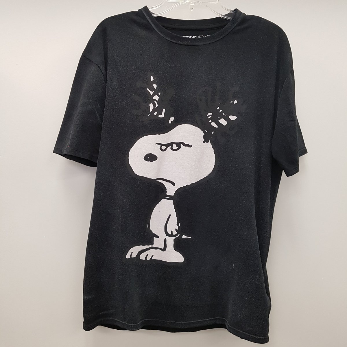 AAO_USA's tweet photo. #aaomerch X @Snoopy printed T-shirts
Let's start #happy #monday!
.
#shopaao 
And #follow4follow #f4f
.
#staytuned @aao_usa https://t.co/AJQdfZdHlQ