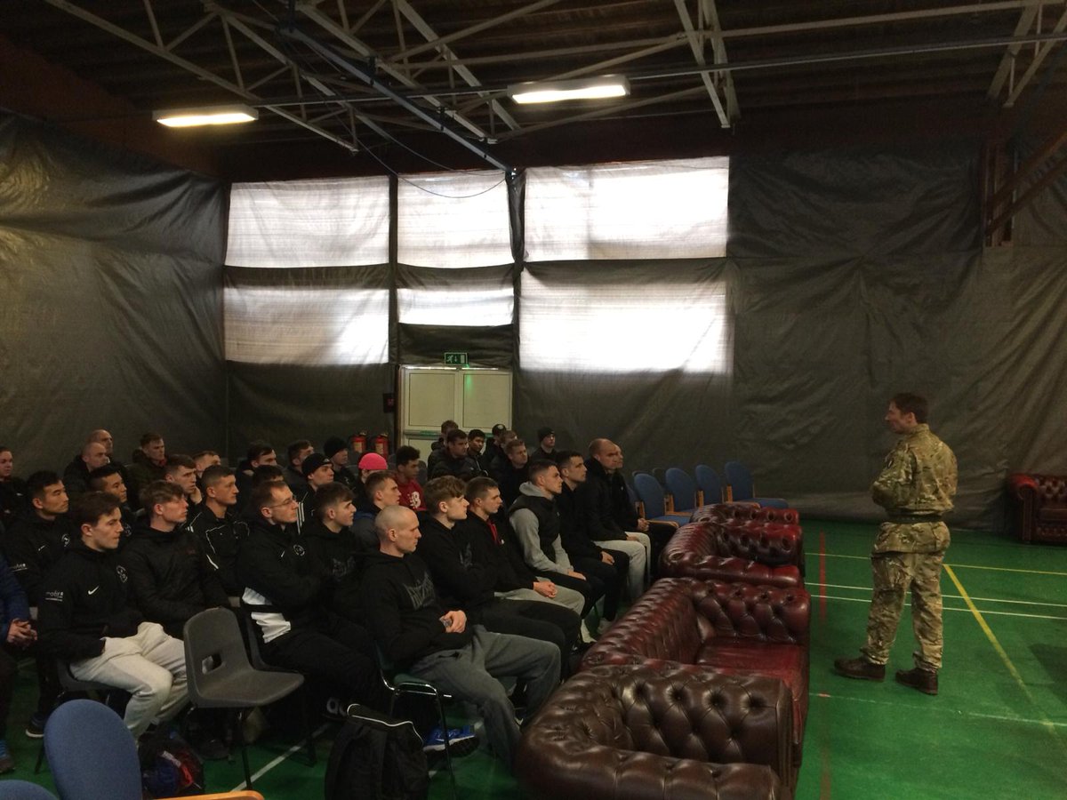 This week we are hosting the R SIGNALS 2018 Boxing Championships.  Looking forward to some great bouts. Good luck to all fighters. Seconds out....@11SigX @comd1SigBde @RSignalsRSBF <a href="/RSignalsBoxing/">RSigsBoxing</a>