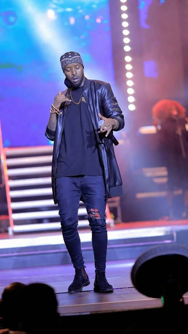 rhodah_specioza's tweet photo. We're doing the final touches of voting

#KCA
#FavAfricanStarEddyKenzo

@eddykenzoficial
@DouglasLwangaUg 
@mogariate
@sumayahtwahah 
@kalajonah4 https://t.co/eRDfH38RfM