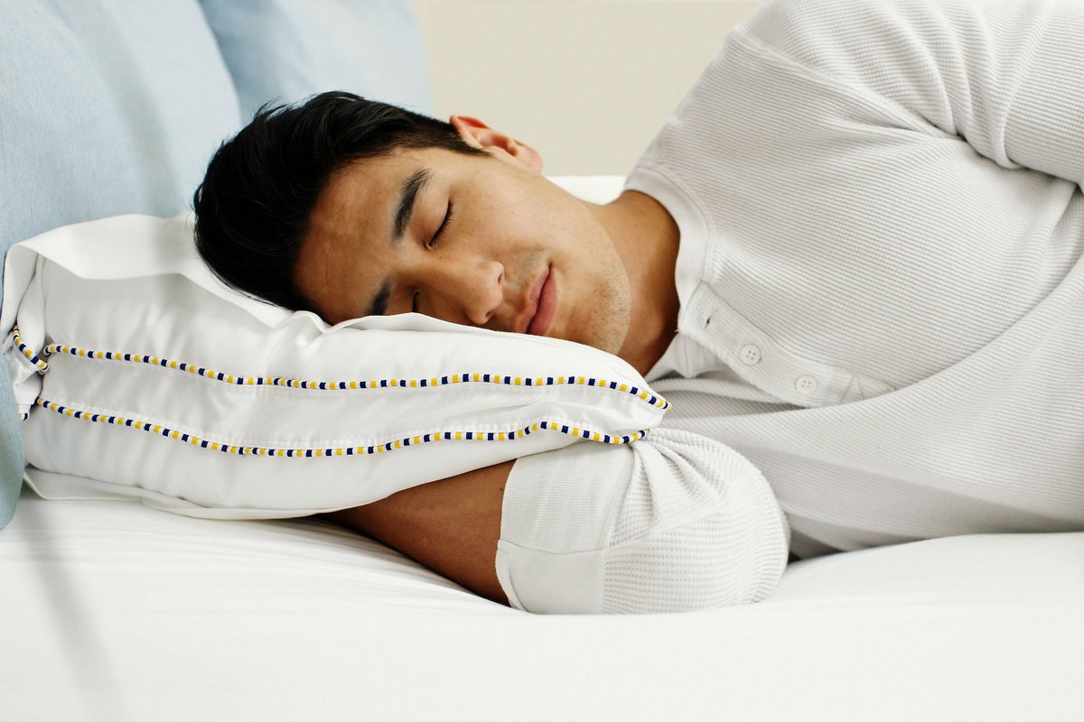 nogginandwink's tweet photo. Side sleepers rejoice! Our firm plush pillows will keep your head, neck, and shoulders in a neutral alignment. #nogginwink #pillowtalk #neutralalignment https://t.co/fO1ACyvq2D