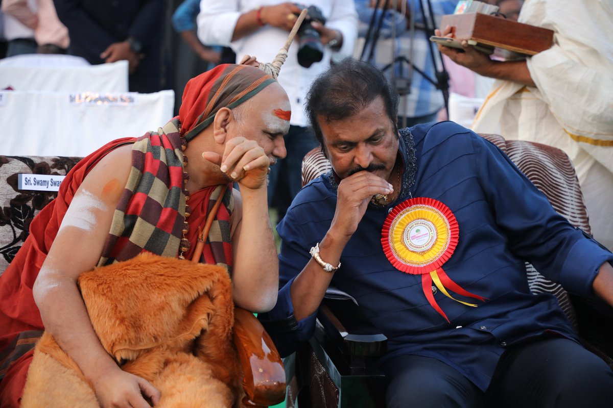 24FramesFactory's tweet photo. Dr.@themohanbabu Birthday Celebrations and @IVidyanikethan Annual Day Celebrations | Set -04| @iVishnuManchu @HeroManoj1 @LakshmiManchu @vinimanchu https://t.co/VlBvnaZi0o