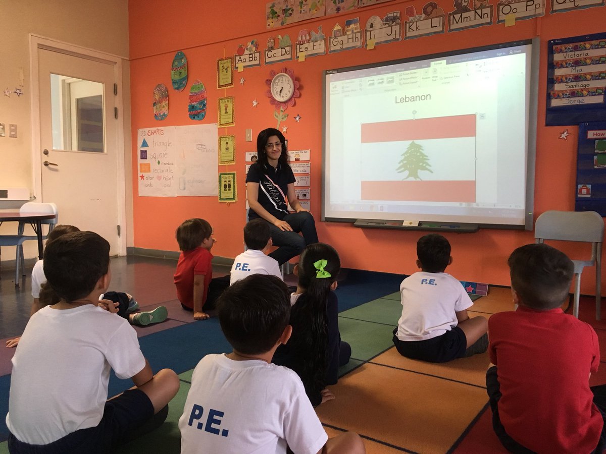 ValentinaNM9's tweet photo. Thank you Ms. @ryaacoub1 for sharing your knowledge with us. #Shukran#Kindness#Generosity#Lebanese #ISMJaguars https://t.co/97WDmJC1bv