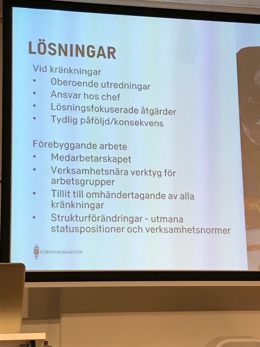 Lösningarna går hand-i-hand med diskrimineringslagstiftningen Det är chefen som har arbetsmiljöansvaret men det är bättre med en oberoende utredare eftersom det finns såna jävs- och beroendesituationer #sjöfart #vågrätt #WISTA