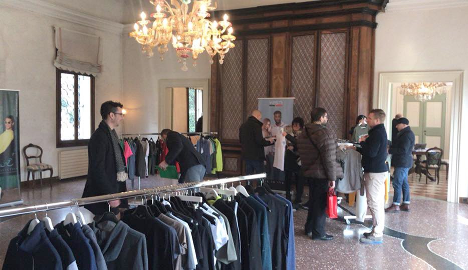 studioauriga's tweet photo. [Eventi - Veneto] Artex SRL​, agente Studio Auriga Triveneto, ha presentato le novità sulla personalizzazione industriale durante il Roadshow Innovativewear​ avvenuto a Martellago il mese scorso #ricamo #monotesta #Tajima #HoopMaster #Aurifil​ #artex https://t.co/sDI69ZjCzI