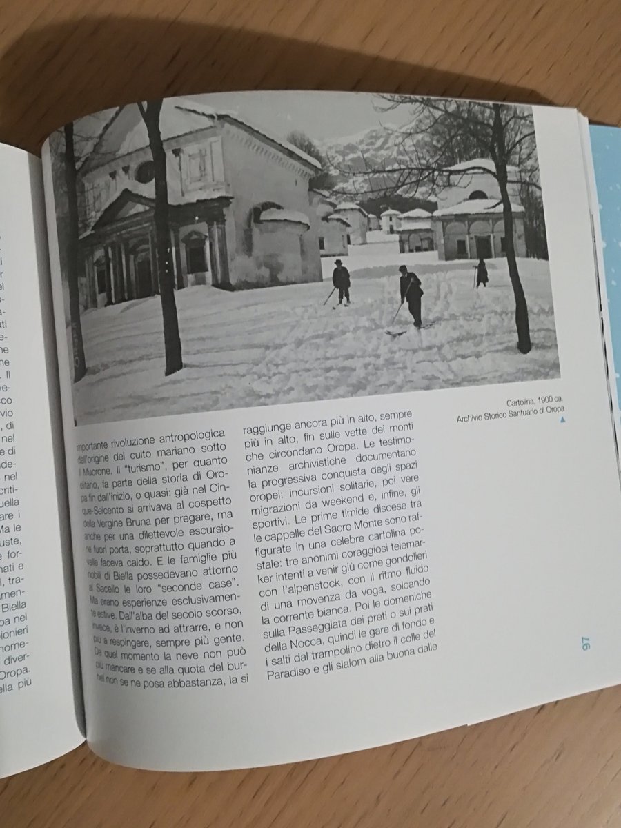 MuseoBiella's tweet photo. Il #catalogo della #mostra "#Neve. Sport invernali a #Oropa" è finalmente disponibile al nostro #bookshop #innamoratidelbiellese #montagna #montagnebiellesi #sport #sportinvernali #mucrone #sci #biellese #biella #museitaliani #mostre @ViviOropa https://t.co/vr1MjJswR8