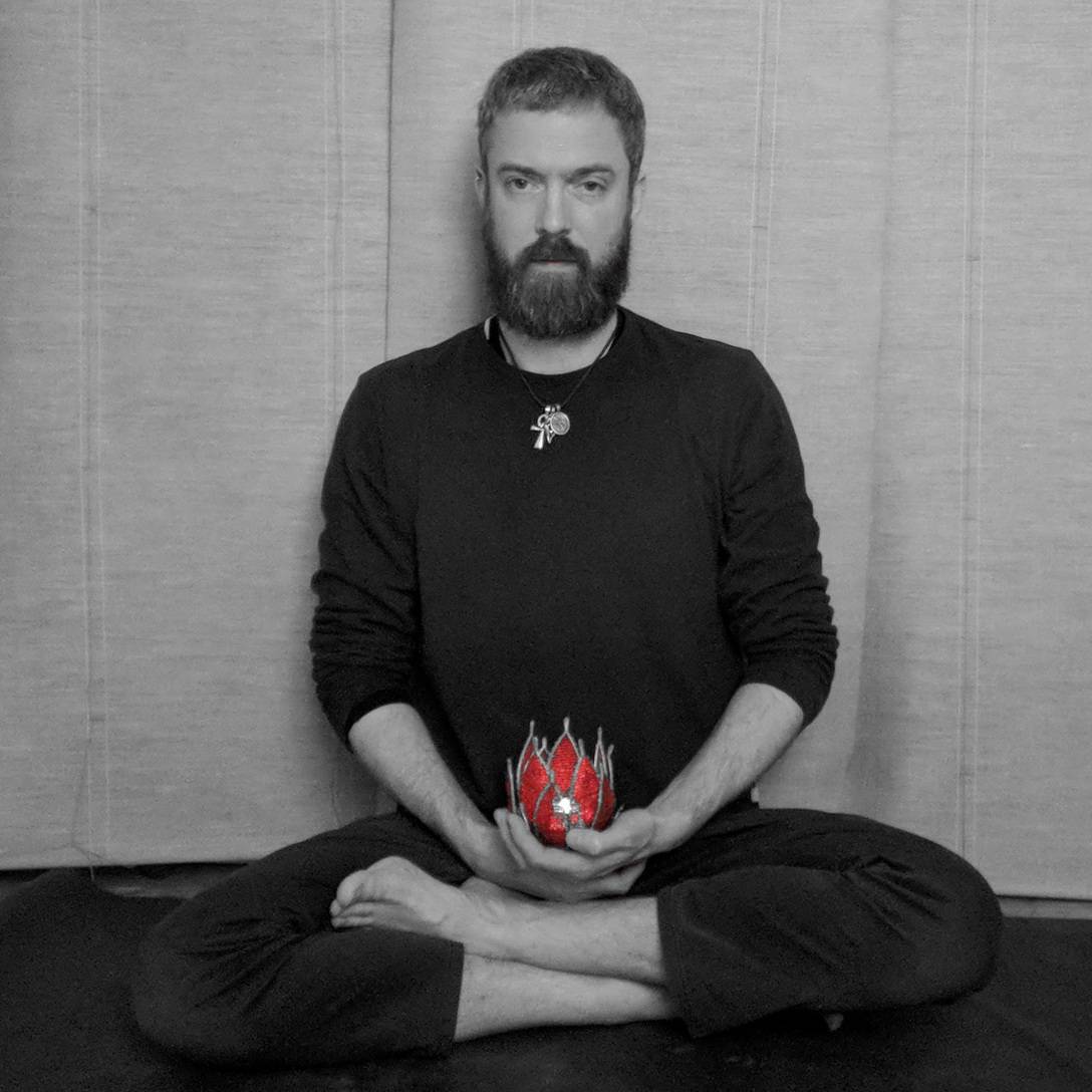 ReikiTim's tweet image. After a week off, my Monday yoga and Meditation classes are back. Starting at 12.15pm and 1pm respectively at the Clerkenwellbeing Studios. Start the week with some calm. #calm #Meditation #yoga #clerkenwell #barbican #EC1