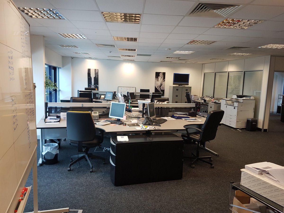 chasefacilities's tweet photo. All ready for the day ahead! Great office cleans at great prices. https://t.co/DLu1wDuR6P