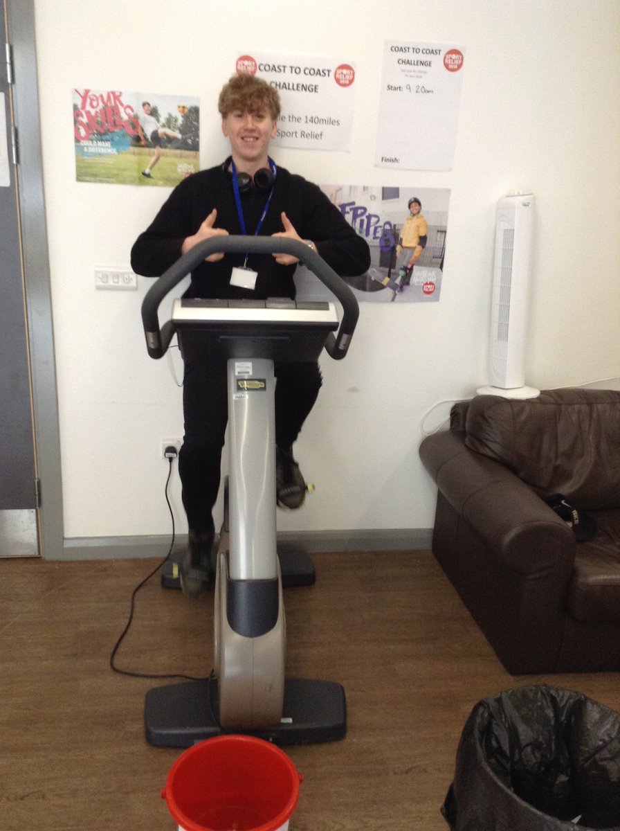 epne_youthwork's tweet photo. 1 hour in to our Coast to Coast Challenge... We got this City Campus! #SportRelief https://t.co/5kDyJzhLCO