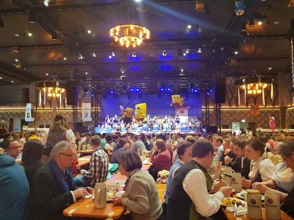 NewEurCollege's tweet photo. NEC Masters students taking Starkbierfest by storm! #studylikeaboss #partylikeabavarian #neclovesmuc #businesslife #collegelife #backtoschool #neweuropeancollege https://t.co/M5zYcbGx3w